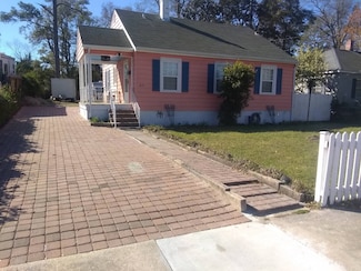 814 Woodlawn Ave, Wilmington, NC 28401