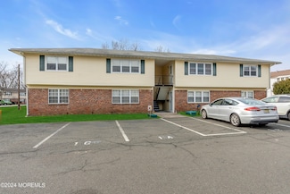 1 Oklahoma Dr Unit D, Matawan, NJ 07747