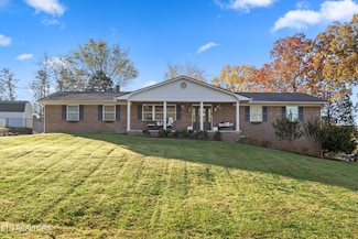 3604 S Fountaincrest Dr, Knoxville, TN 37918