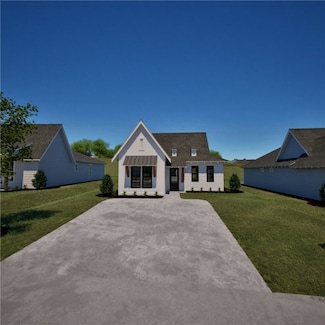 063 Summer St, Opelika, AL 36801