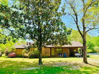 817 Waco St, Camden, AR 71701