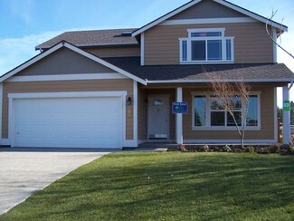 516 Stadium Ct, Napavine, WA 98565