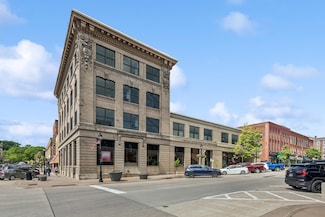222 Bush St Unit 303, Red Wing, MN 55066