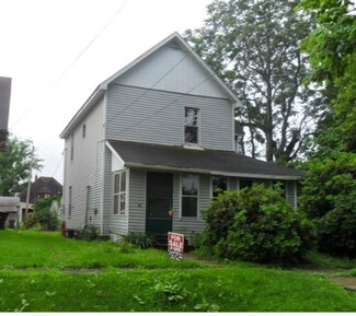 29 South St, West Middlesex, PA 16159