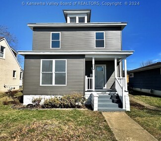 1115 Walnut St, Kenova, WV 25530