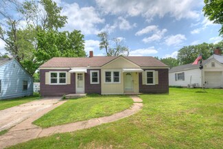 905 Kentland Dr, Neosho, MO 64850