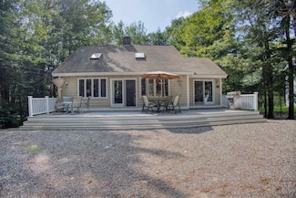 22 Mountview Ave, Freedom, NH 03836