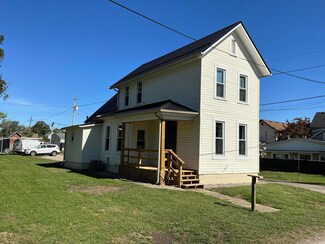 452 Walnut Ln, Newark, OH 43055