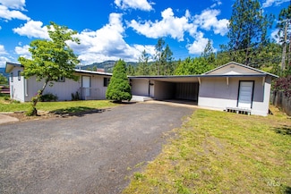133 125th St, Orofino, ID 83544
