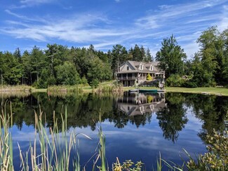 543 Cape Newagen Rd, Newagen, ME 04576