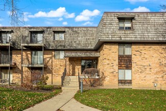 8 Oak Creek Dr Unit 1807, Buffalo Grove, IL 60089
