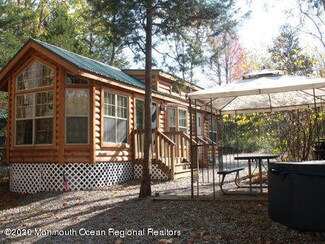724 Monmouth Rd Unit 9, Cream Ridge, NJ 08514