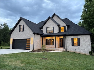 356 Ryder Cup Ln, Clemmons, NC 27012