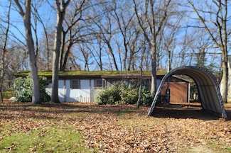 2384 Deannie St, Fennville, MI 49408