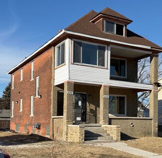 216 Pilgrim St, Highland Park, MI 48203