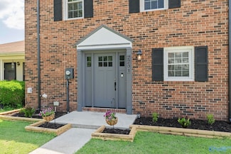 2201 Westbury Ct SW, Decatur, AL 35603