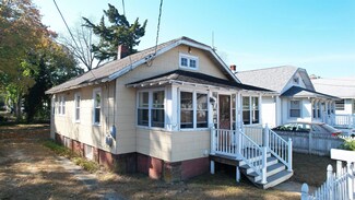 128 W Pierson Ave, Somers Point, NJ 08244