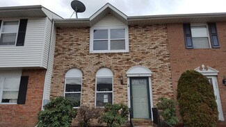 208 Buttercup Ct, Exeter, PA 18643