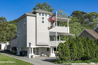 20 River Ave, Island Heights, NJ 08732