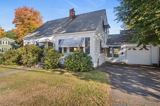 40 Beach St, Woburn, MA 01801