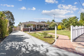 1908 Oakwood St, Pasadena, CA 91104