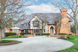 1181 Evergreen Dr, Lake Forest, IL 60045