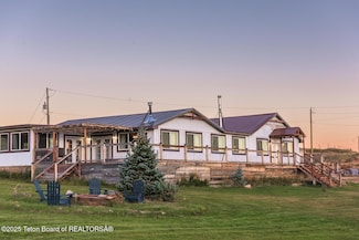 1051 Bailey Loop, La Barge, WY 83123