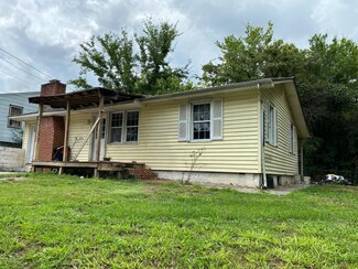 23 Longstreet Rd, Rossville, GA 30741