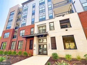 102 Saint Ives Place Unit 204, Oxon Hill, MD 20745