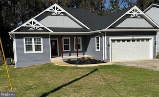 145 Azure Dr, Colonial Beach, VA 22443