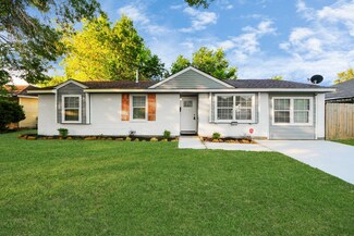 4406 Akard St, Houston, TX 77047
