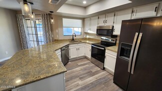 12418 S Oneida Ct, Phoenix, AZ 85044