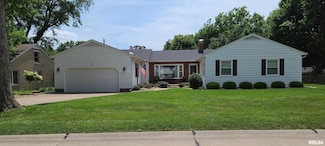 10 Hawthorne Rd, Rock Island, IL 61201