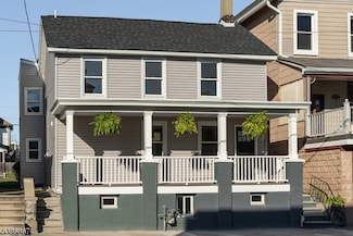 195 Chambers St, Phillipsburg, NJ 08865