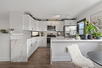 1242 Rutland Rd Unit 12, Newport Beach, CA 92660