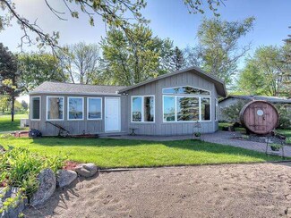 10631 Hollister Ave NW, Maple Lake, MN 55358