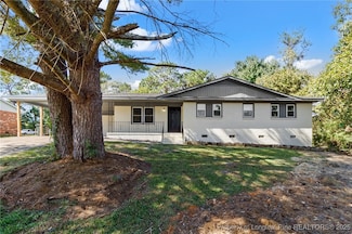 1718 Shiloh Dr, Fayetteville, NC 28304