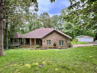 614 State Highway U, Clever, MO 65631