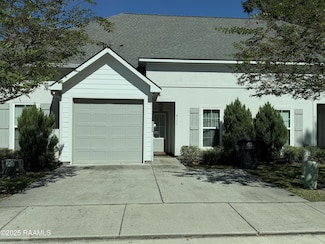 8157 Village Lake Ave, Baton Rouge, LA 70820