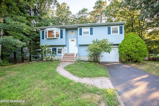 2152 Dover Pines Ave, Toms River, NJ 08755