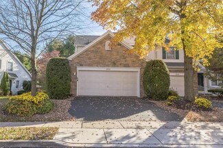 2892 Hope Ridge Dr, Easton, PA 18045
