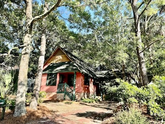 3902 Hartnett Blvd, Isle of Palms, SC 29451