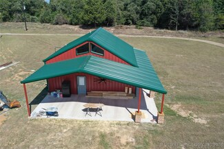 1 Davis Acres Rd, Cartwright, OK 74731