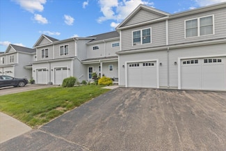 18 Freeman Woods Unit 5, Essex Junction, VT 05452