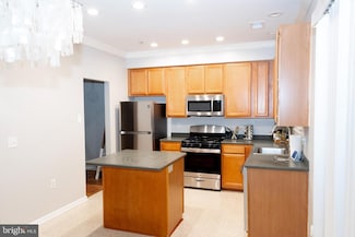 2429 Lizbec Ct, Crofton, MD 21114