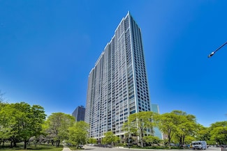 2800 N Lake Shore Dr Unit 3215, Chicago, IL 60657