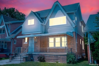 15859 Cloverlawn St, Detroit, MI 48238