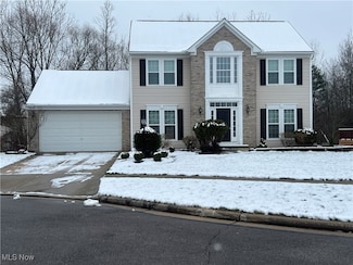 654 Brookwood Ct, Northfield, OH 44067