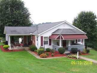 796 3rd Ave, Waynesburg, PA 15370