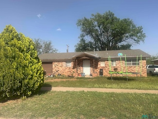 1909 Cameo St, Clovis, NM 88101